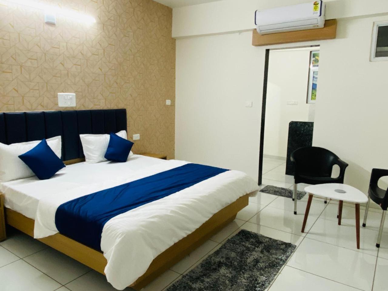 Hotel Balaji Villa Vadodara Exterior photo